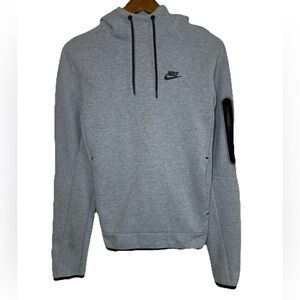 Nike sportswear Tech fleece hoodie men’s sz: XS Gray w/kangaroo pocket